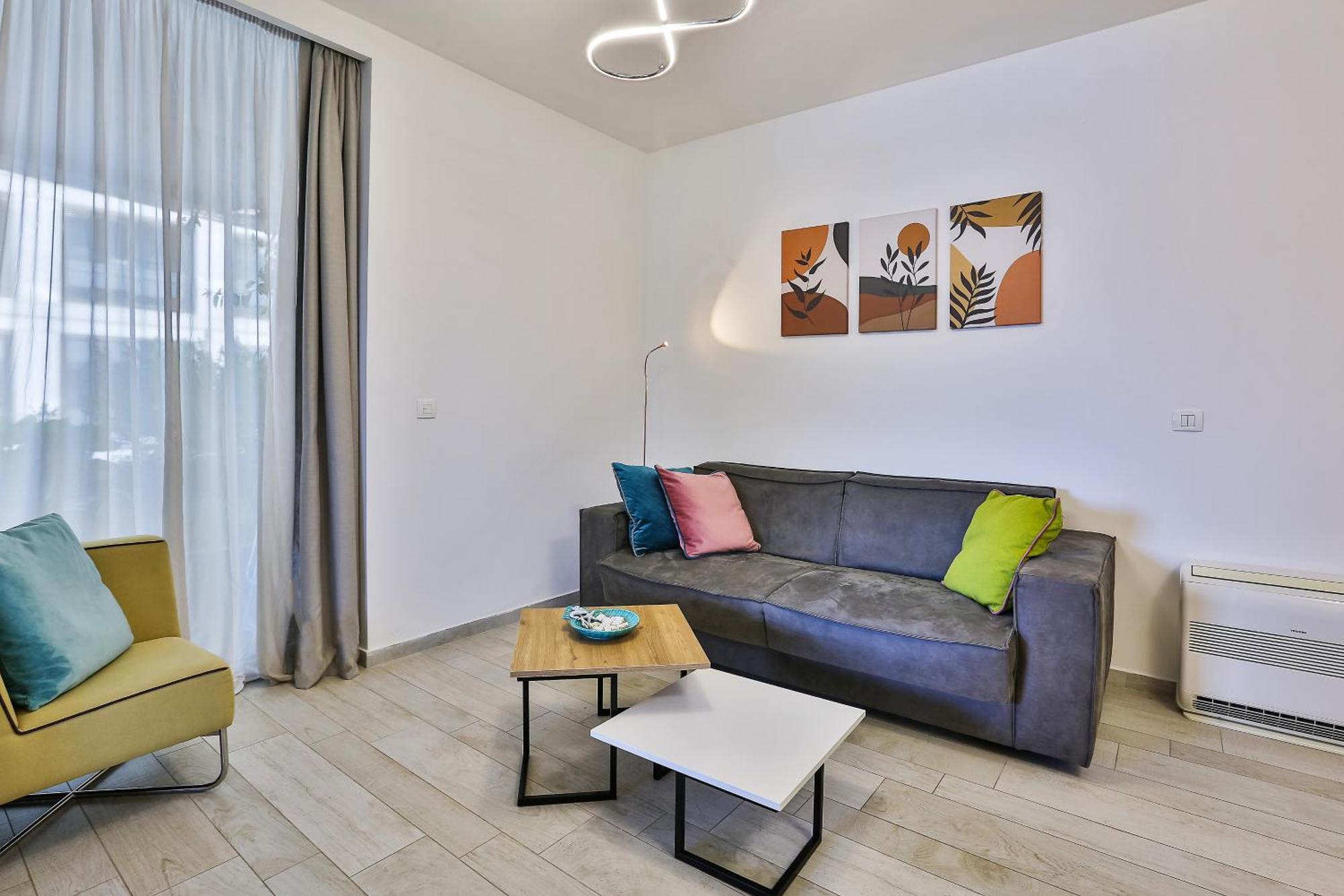 Royal Gardens Paradise Апарт-отель 4*